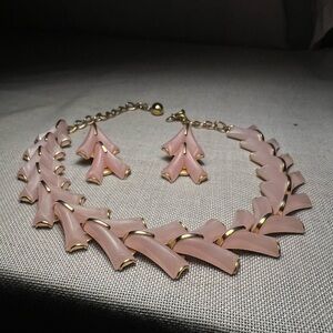 Antique Necklace Choker: Pink & Gold Thermaset Geometric 60s.